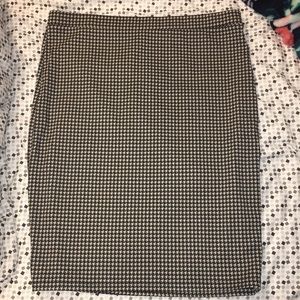 Houndstooth mini skirt